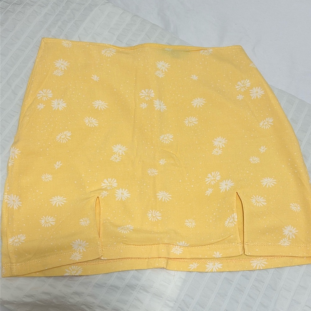 Yellow Floral Mini Skirt (size S)